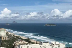 Apartamento em frente à Praia da Barra da Tijuca